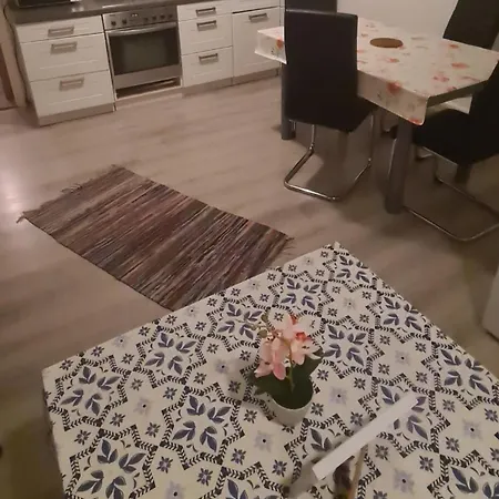 Möblierte 3-zimmer-wohnung Im Herz Von Schwandorf! Schwandorf in Bayern
