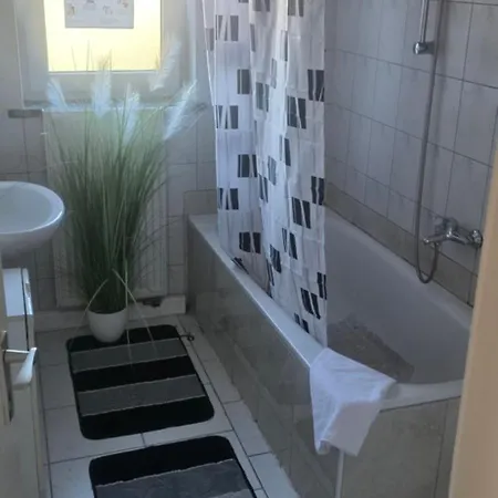 Apartment Möblierte 3-zimmer-wohnung Im Herz Von Schwandorf!