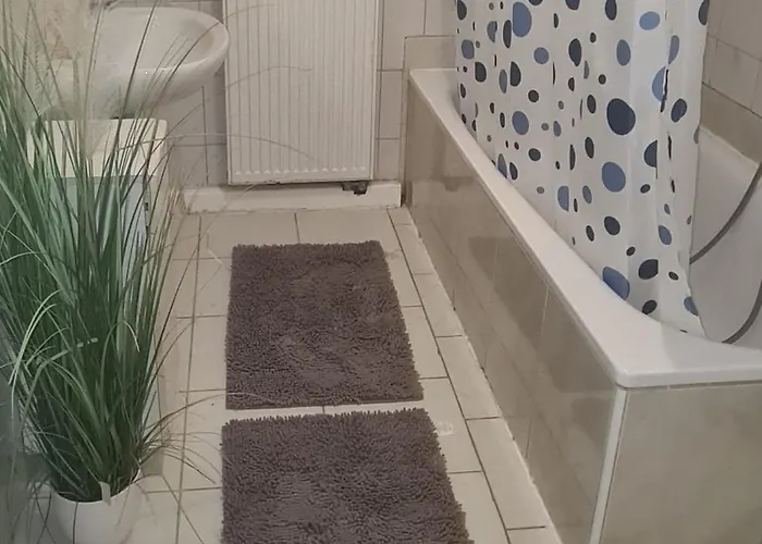 Moeblierte 3-zimmer-wohnung Im Herz Von Idsad2 Apartament